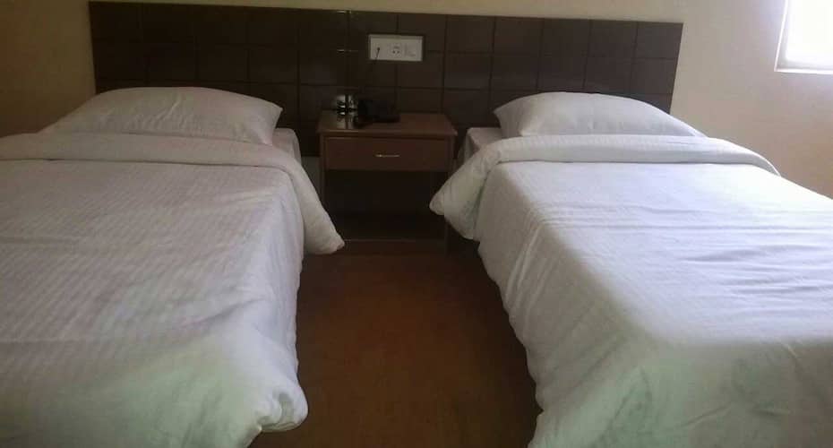 Hotel Esquire, Aizawl 2